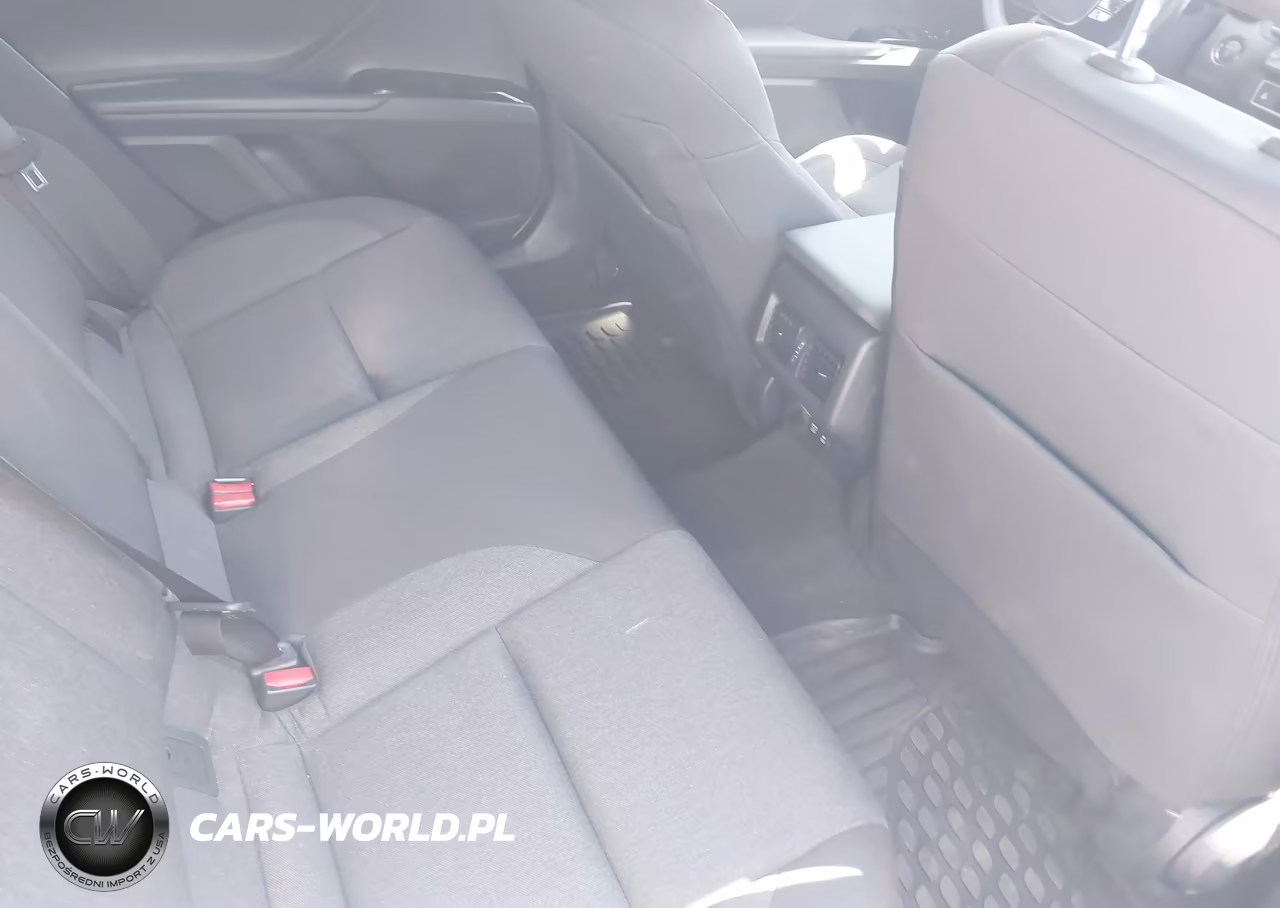 2025 Toyota Camry Le VIN:4T1DAACK6SU177757 - 8