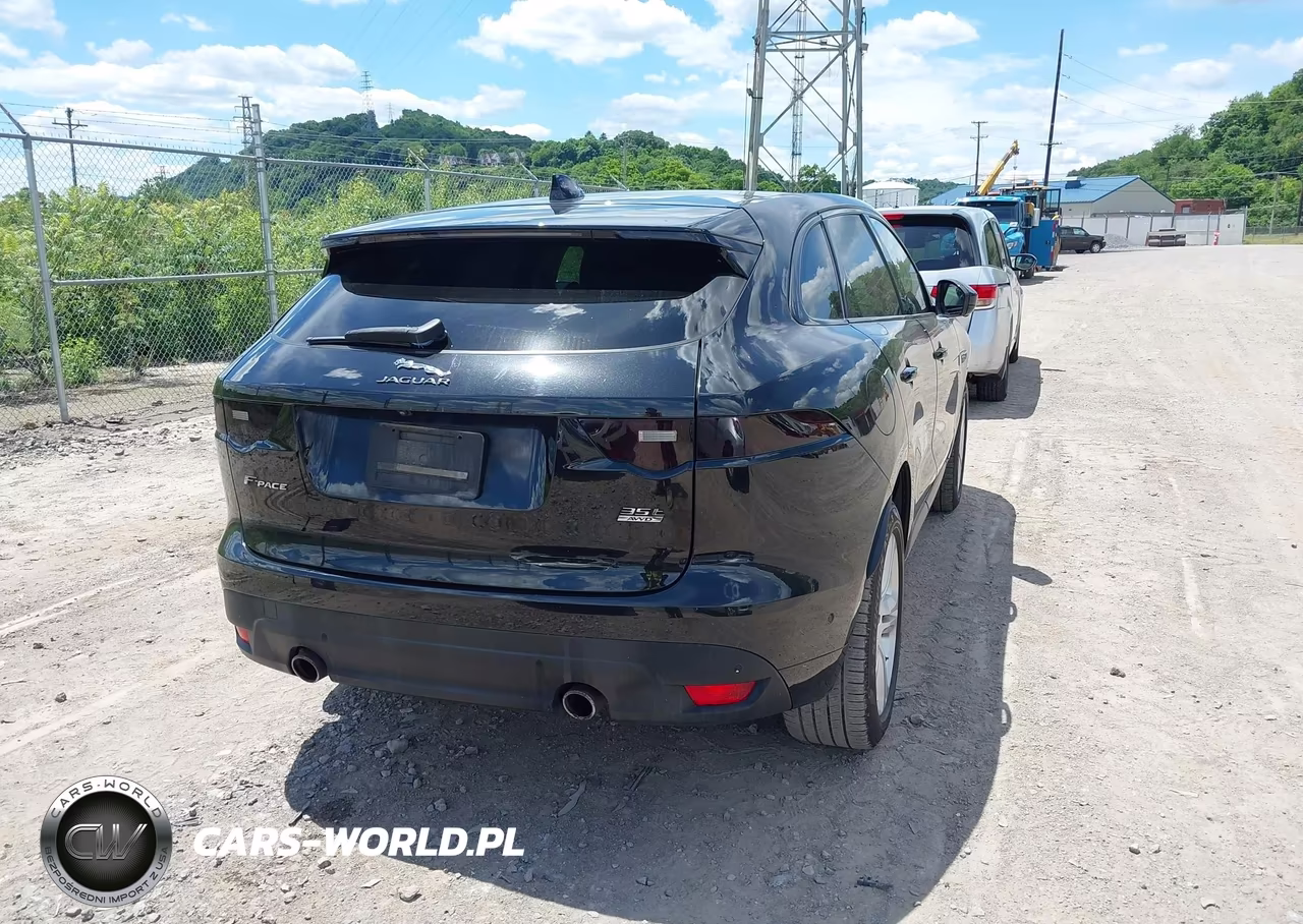 2017 Jaguar F-Pace 35T R-Sport VIN:SADCL2BV1HA064633 - 4