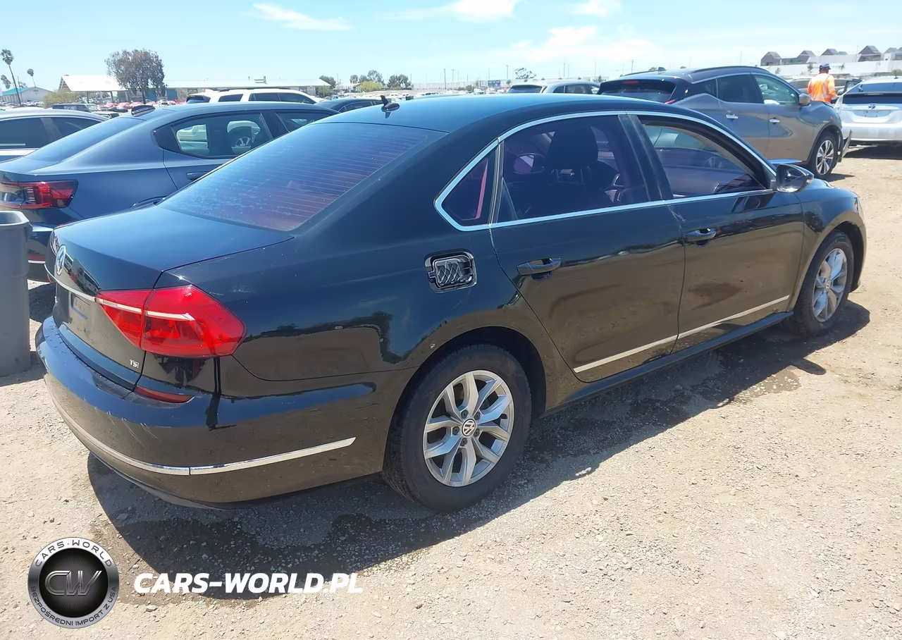 2016 Volkswagen Passat 1.8T S VIN:1VWAT7A37GC042636 - 4