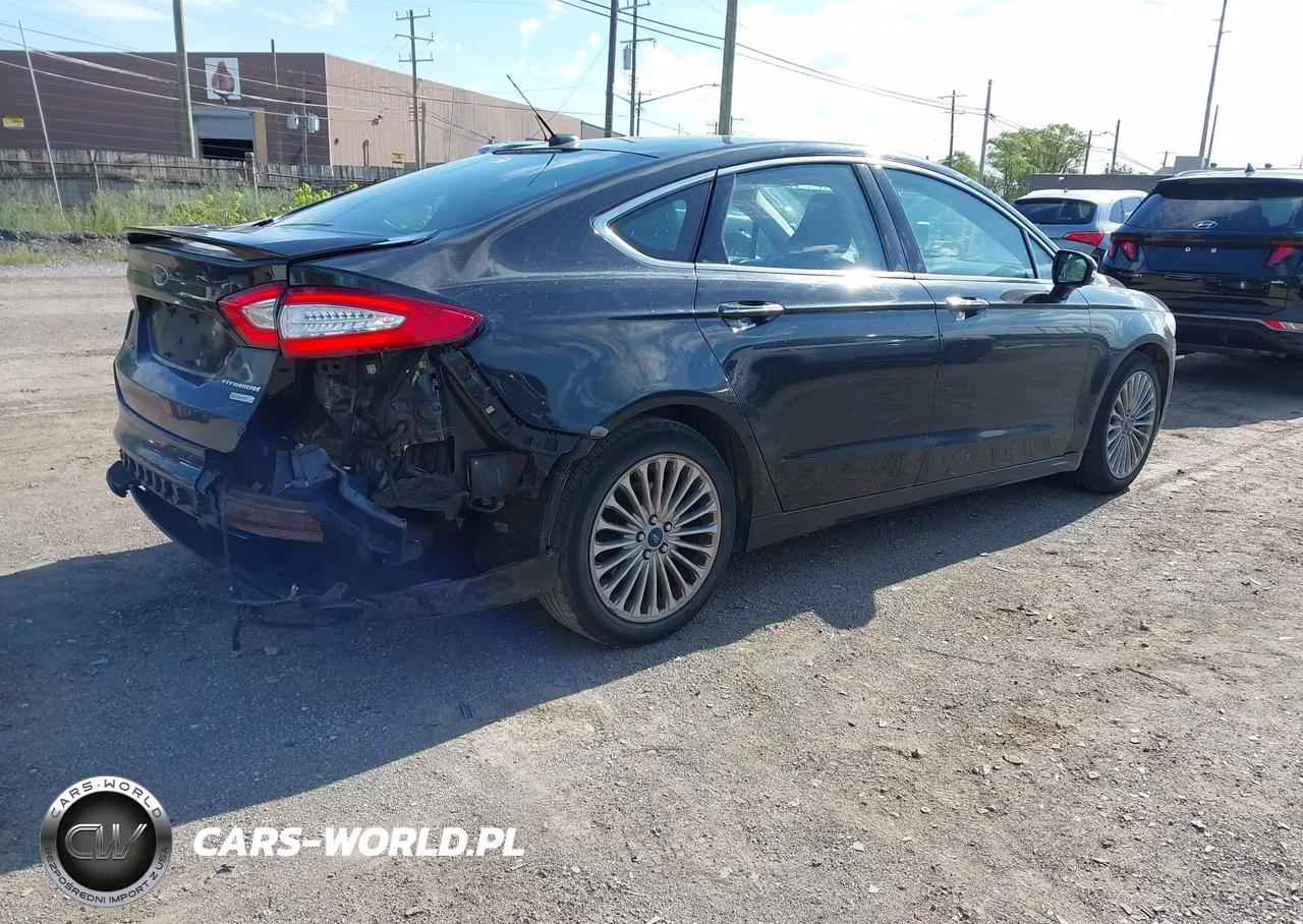 2015 Ford Fusion Titanium VIN:3FA6P0K95FR303291 - 4