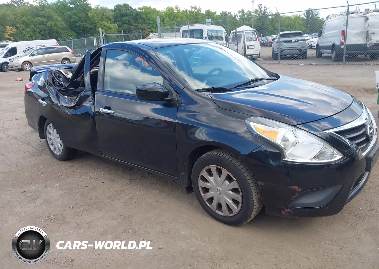 2015 Nissan Versa 1.6 Sv – zdjęcie 1 z 16