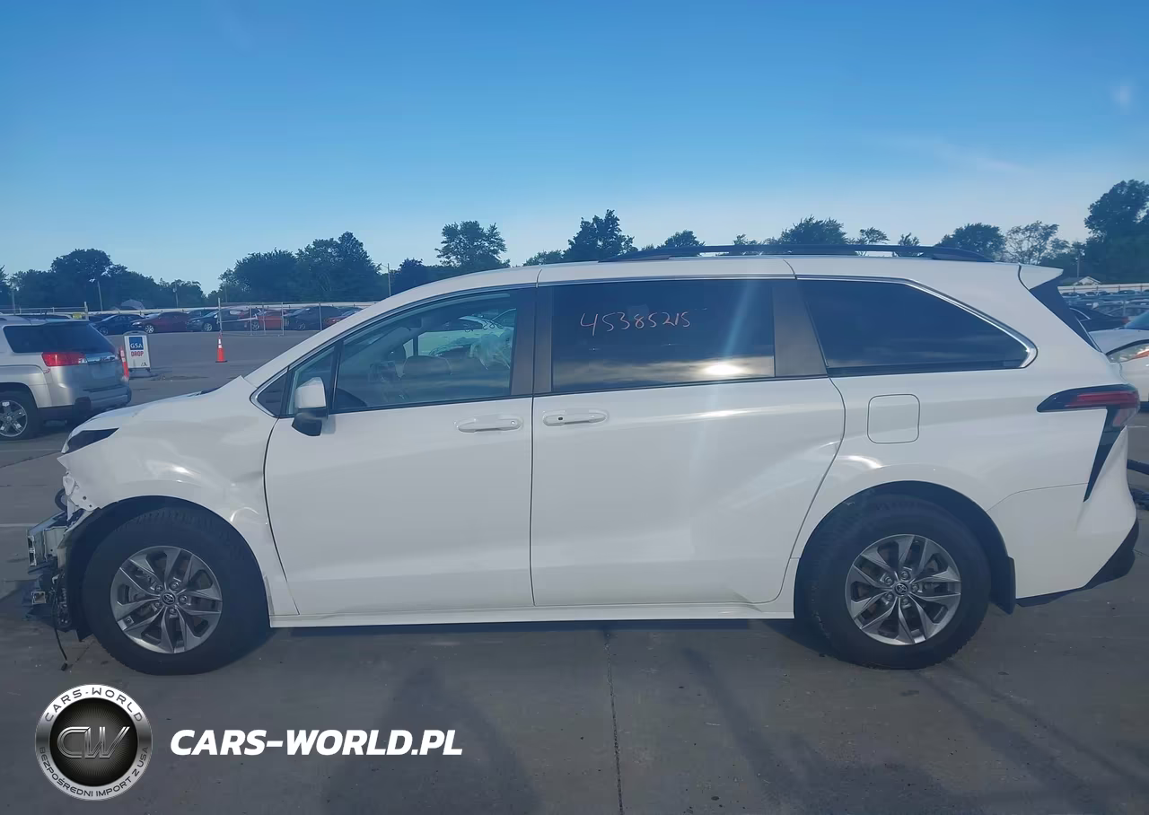 2022 Toyota Sienna Le VIN:5TDKSKFC7NS066288 - 15