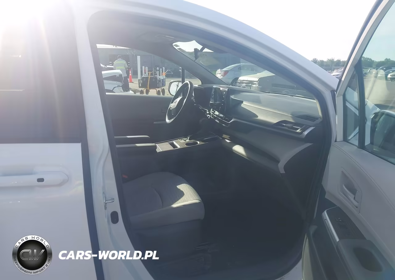 2022 Toyota Sienna Le VIN:5TDKSKFC7NS066288 - 5