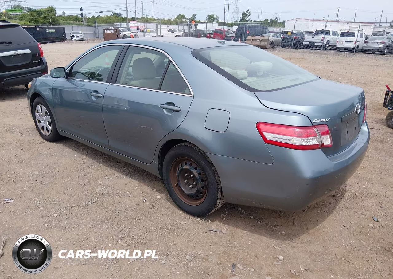 2010 Toyota Camry Le VIN:4T4BF3EK6AR043949 - 3