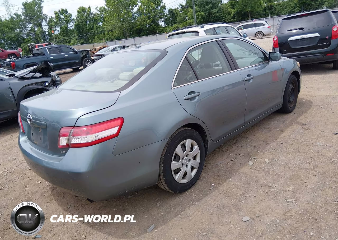 2010 Toyota Camry Le VIN:4T4BF3EK6AR043949 - 4
