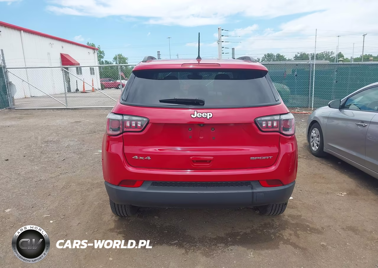2018 Jeep Compass Sport 4X4 VIN:3C4NJDAB0JT334379 - 16