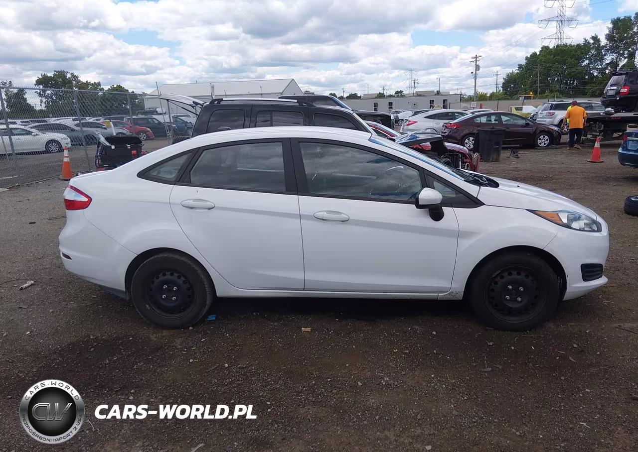 2017 Ford Fiesta S VIN:3FADP4AJ8HM109588 - 13