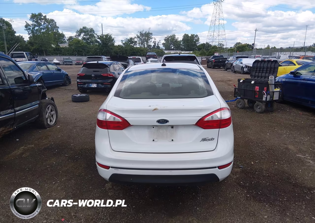 2017 Ford Fiesta S VIN:3FADP4AJ8HM109588 - 16