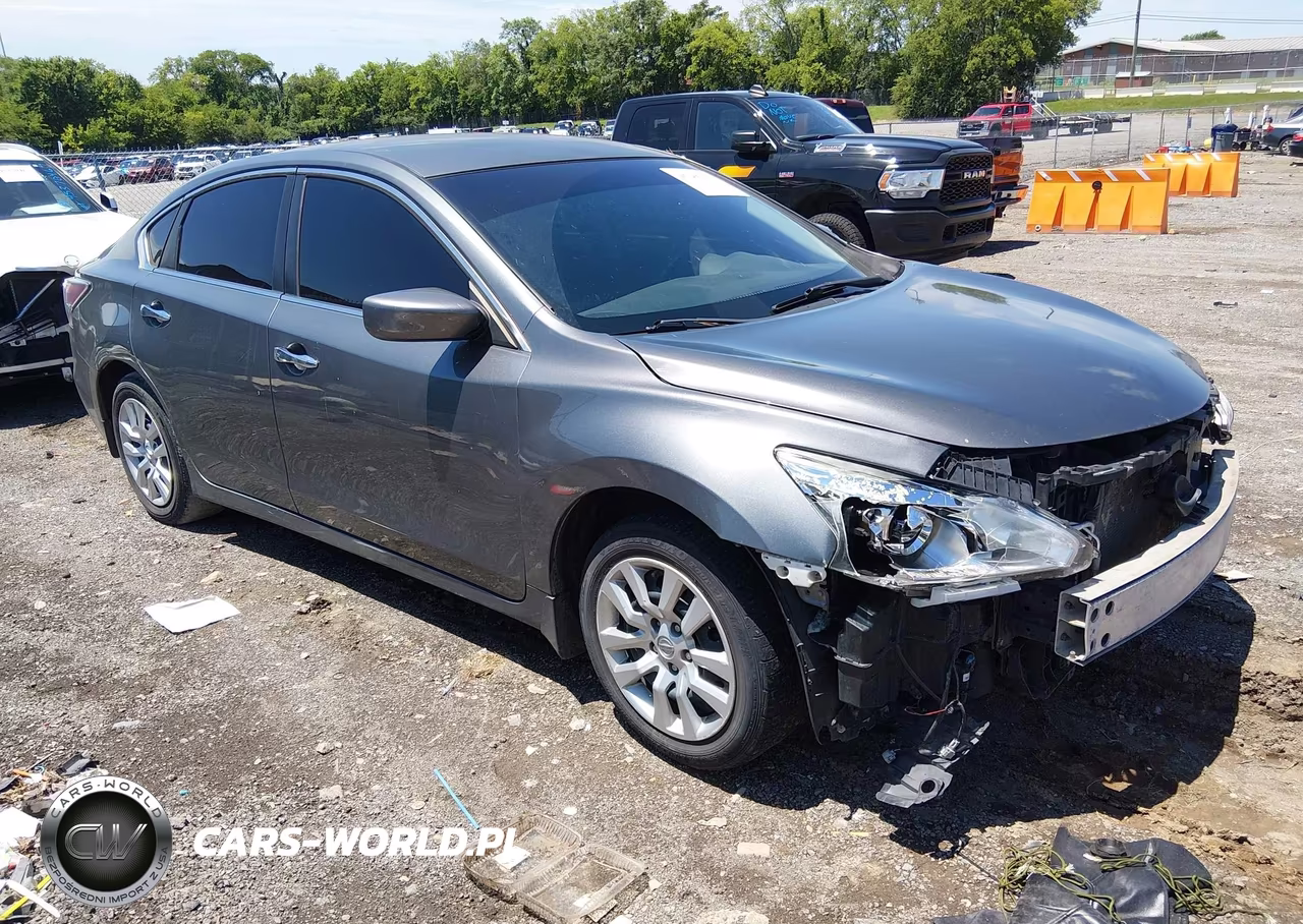 2015 Nissan Altima 2.5 S – zdjęcie 1 z 11