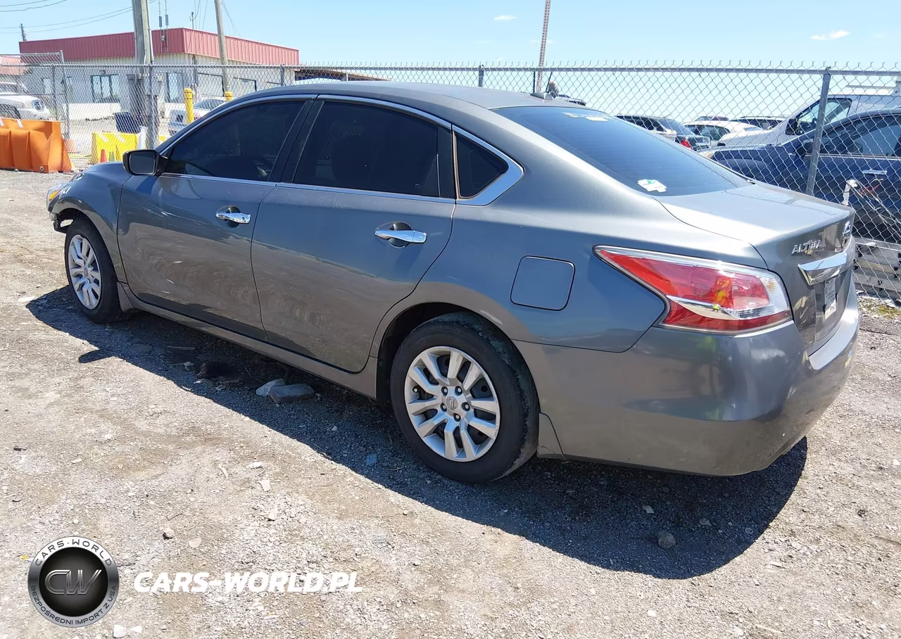 2015 Nissan Altima 2.5 S VIN:1N4AL3AP5FN396890 - 3