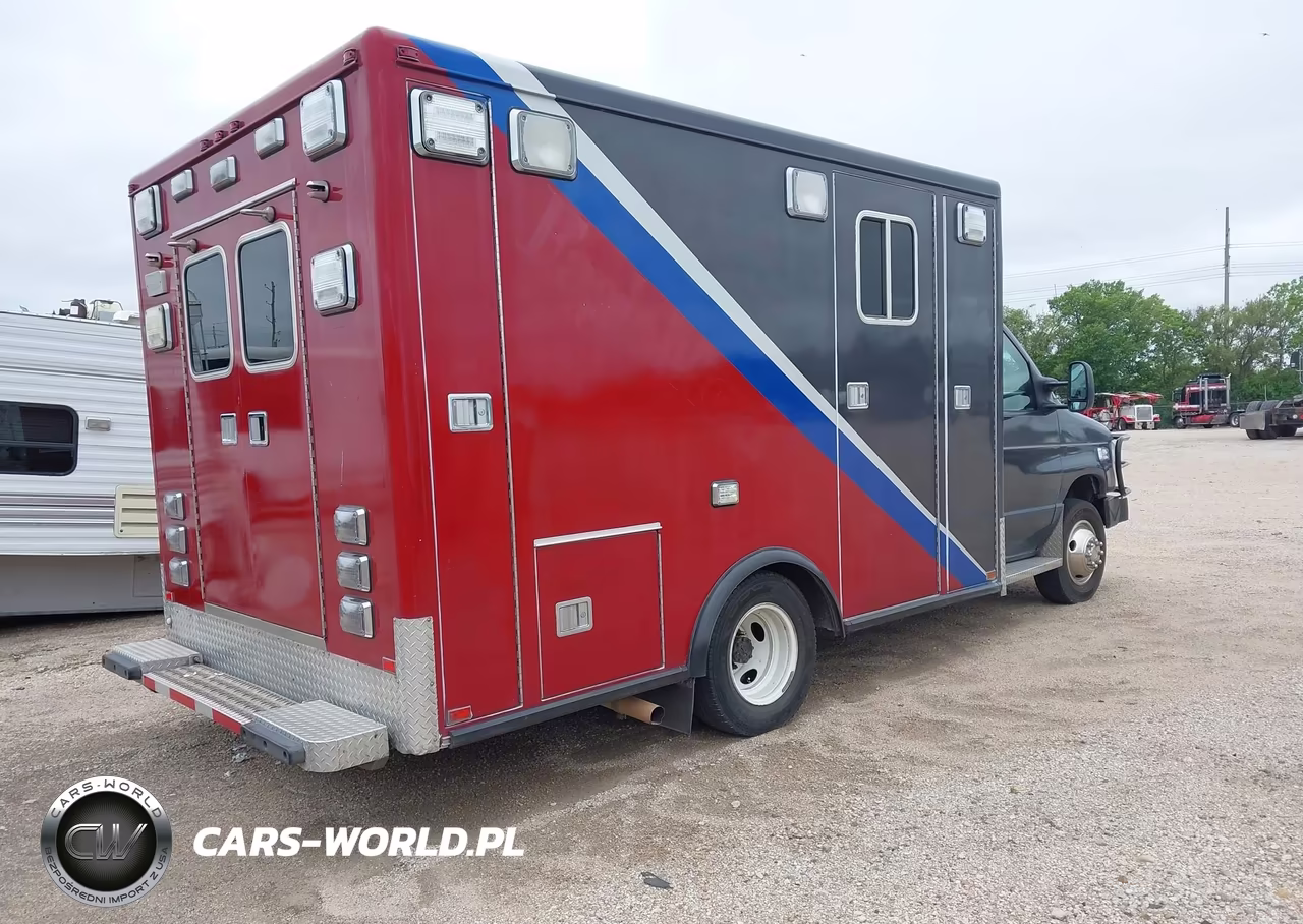 2011 Ford Econoline Commercial Cutaway VIN:1FDWE3FS2BDA45549 - 4