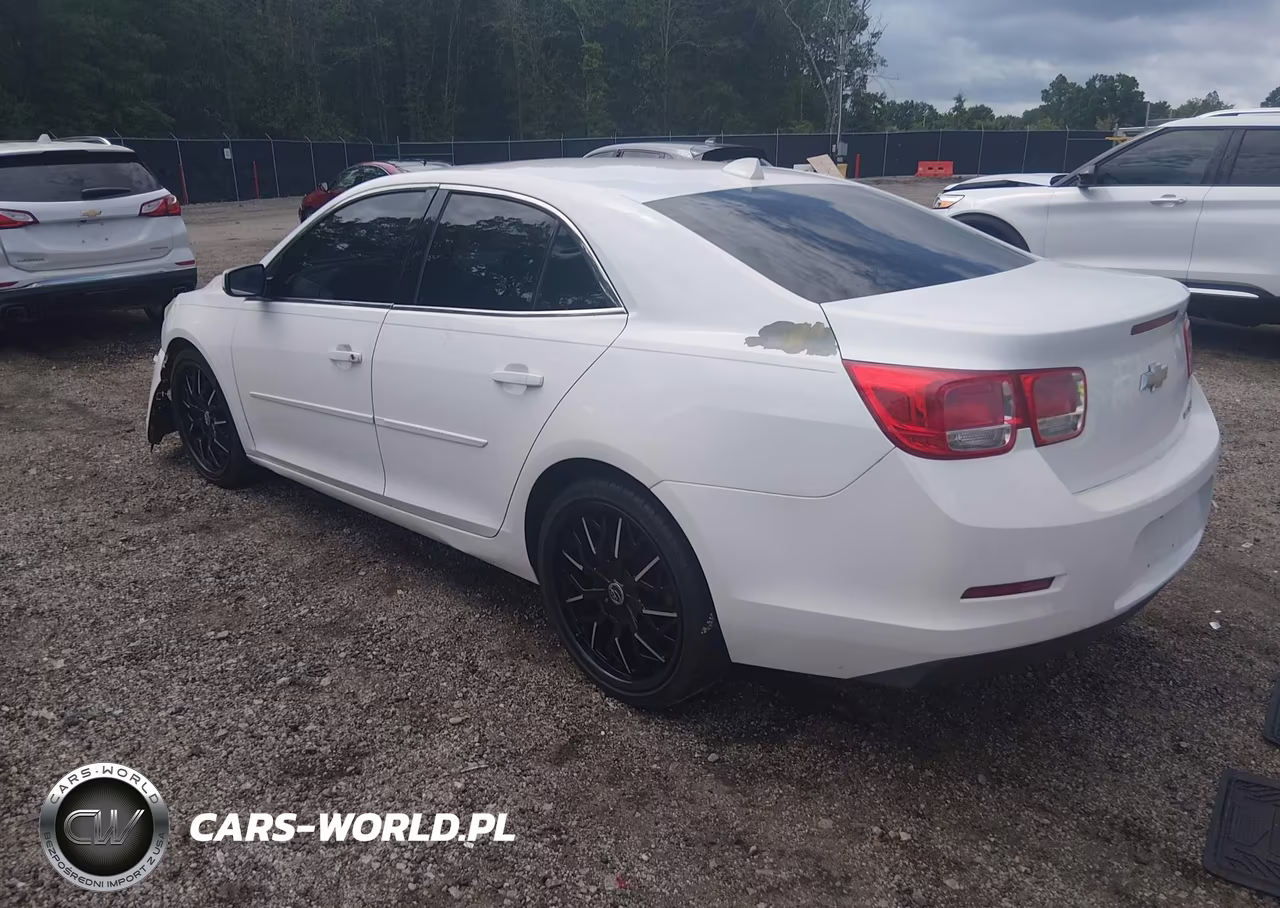 2013 Chevrolet Malibu 1Lt VIN:1G11C5SA1DF275841 - 3