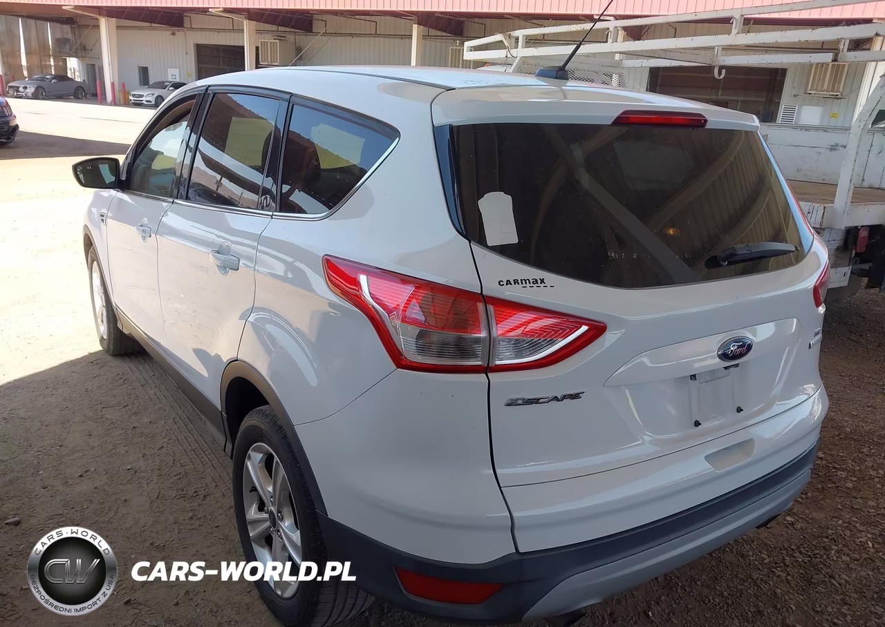 2015 Ford Escape Se VIN:1FMCU0GXXFUC23826 - 3