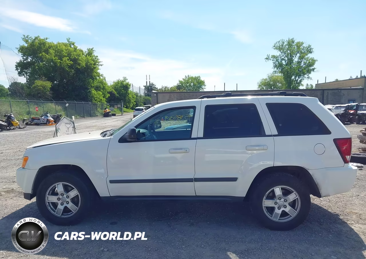 2007 Jeep Grand Cherokee Laredo VIN:1J8GR48K27C682768 - 14