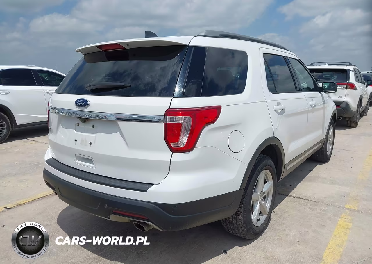 2018 Ford Explorer Xlt VIN:1FM5K7D89JGA35536 - 4