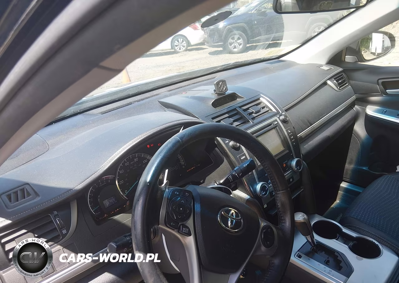 2014 Toyota Camry Se VIN:4T1BF1FK1EU744160 - 14