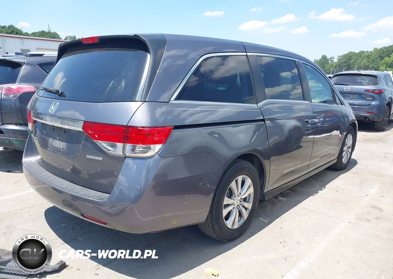 2016 Honda Odyssey Se VIN:5FNRL5H34GB040975 - 4