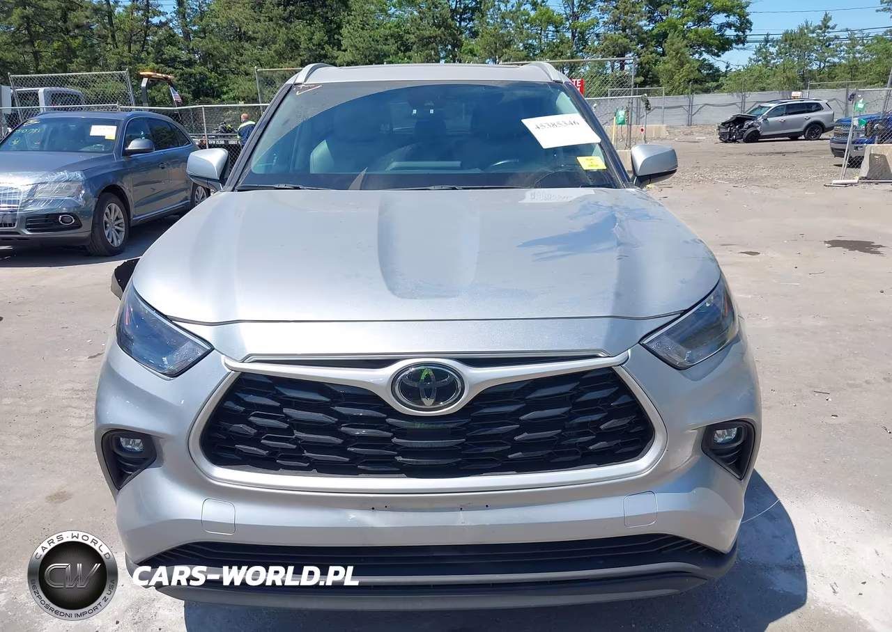 2022 Toyota Highlander Xle VIN:5TDGZRBH6NS586042 - 12