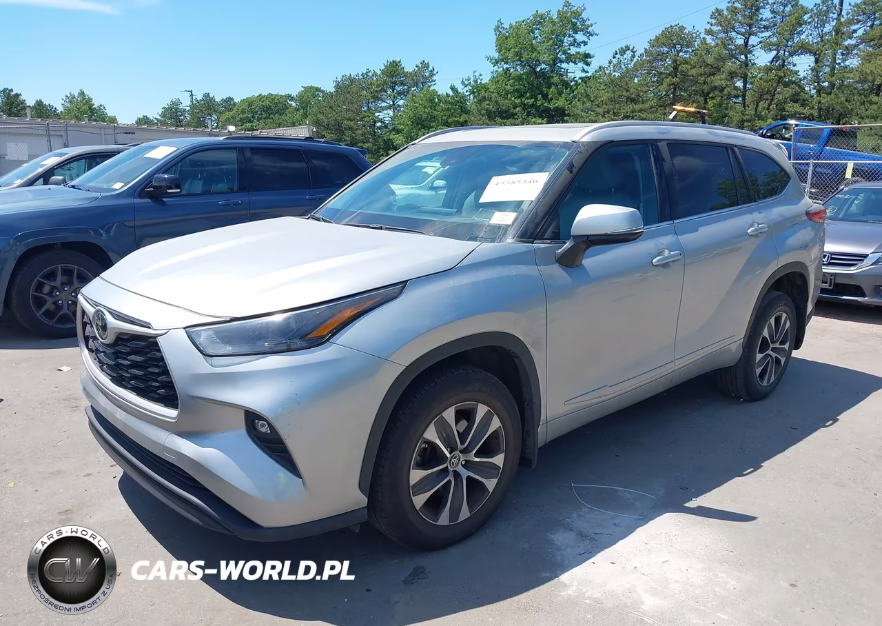 2022 Toyota Highlander Xle VIN:5TDGZRBH6NS586042 - 6