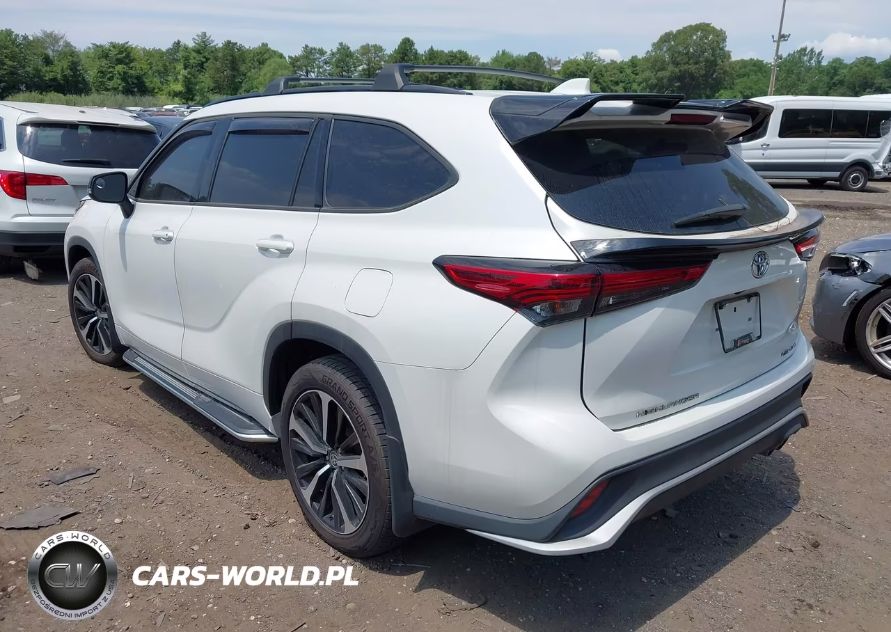 2021 Toyota Highlander Xse VIN:5TDJZRBH1MS114335 - 3