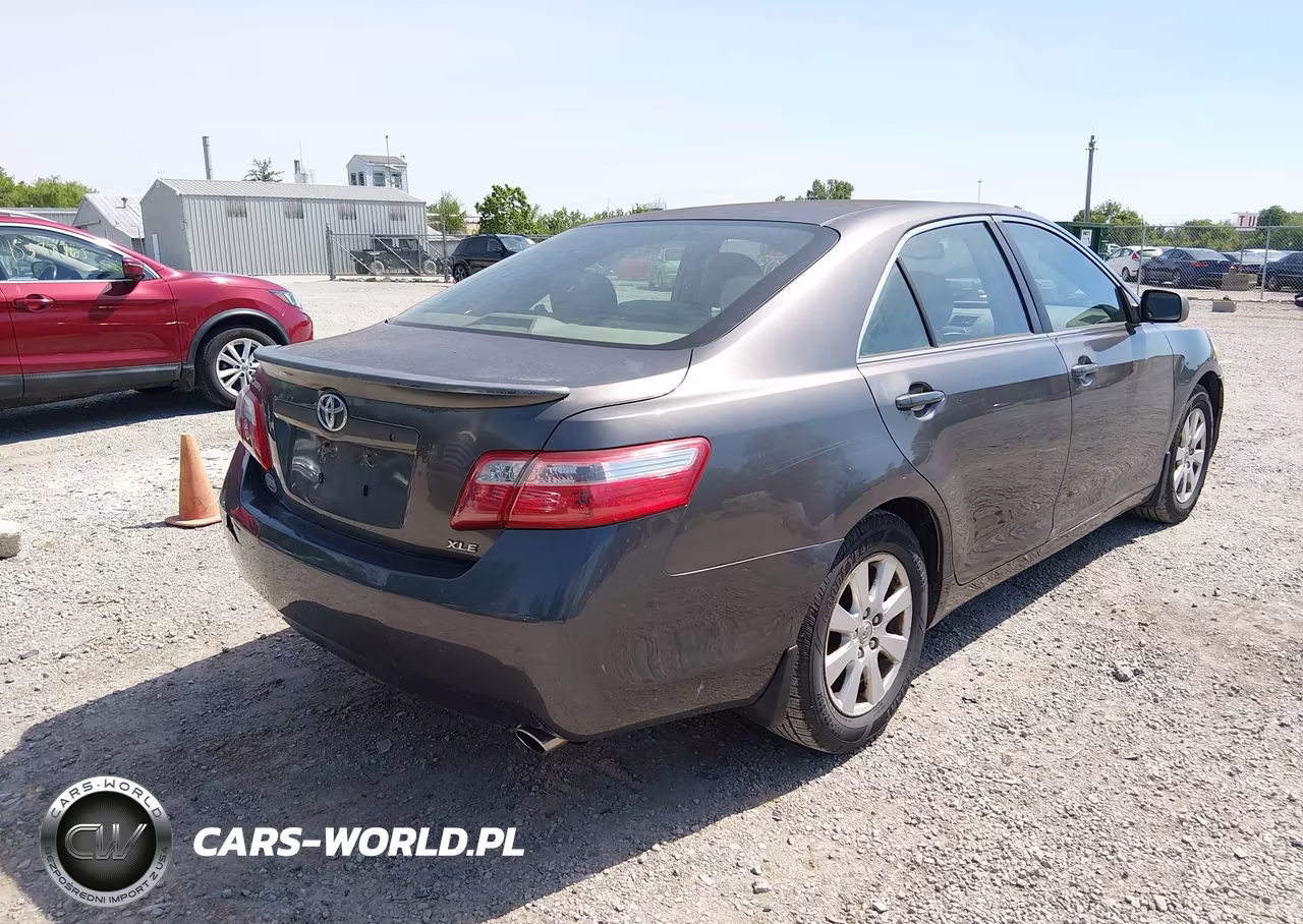 2007 Toyota Camry Xle VIN:JTNBE46K573040654 - 4