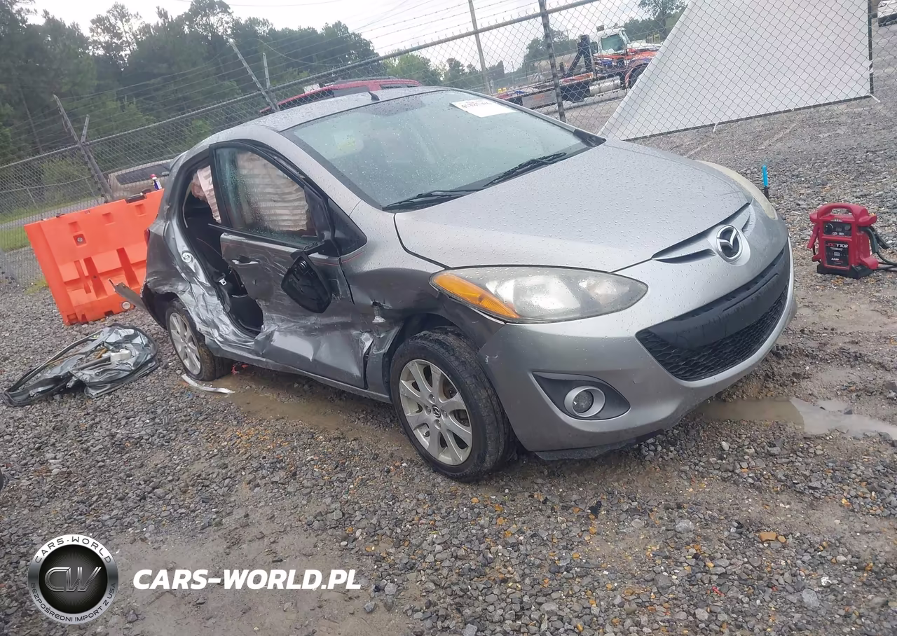 2013 Mazda Mazda2 Touring
