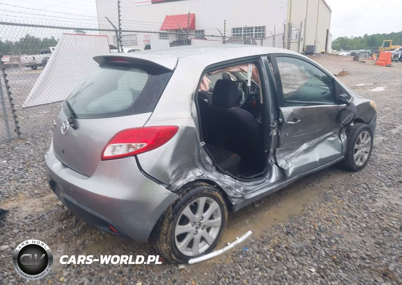 2013 Mazda Mazda2 Touring VIN:JM1DE1LY3D0160728 - 4