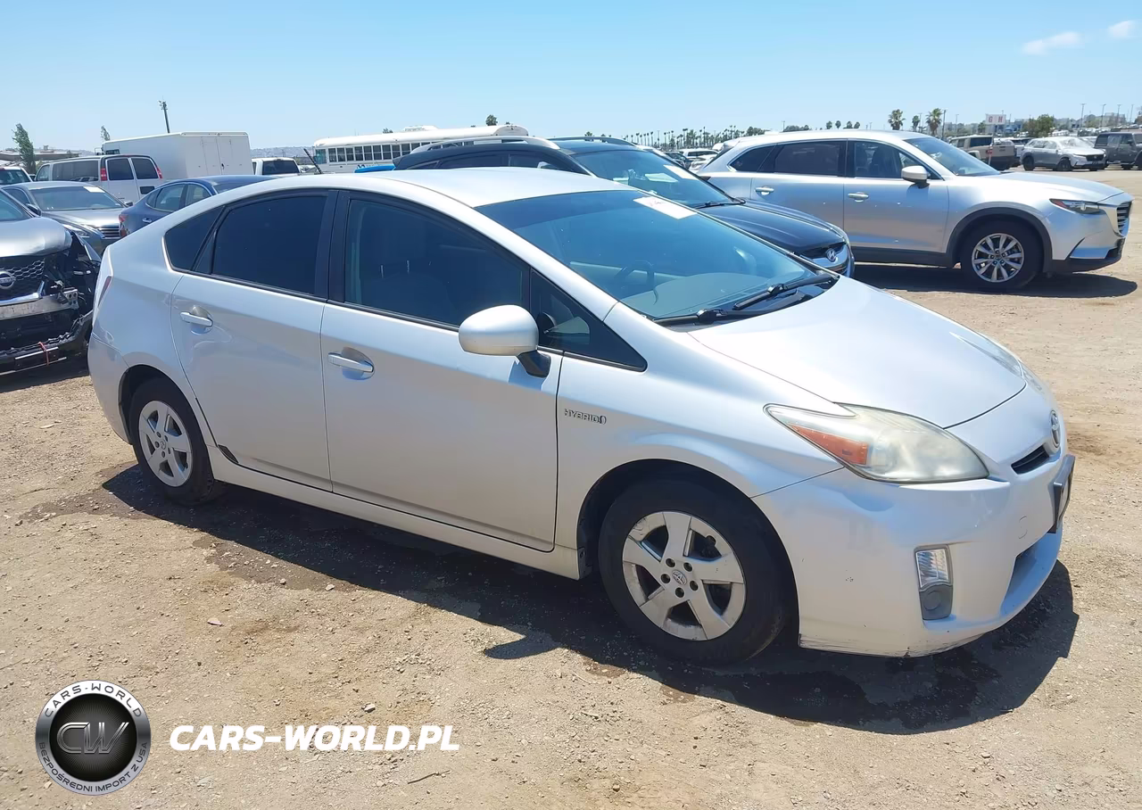 2011 Toyota Prius Three – zdjęcie 1 z 16