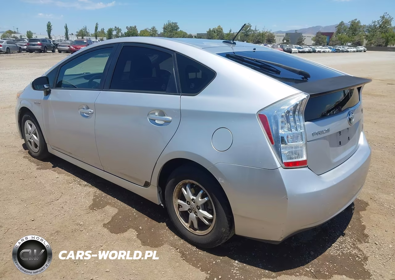 2011 Toyota Prius Three VIN:JTDKN3DU3B0255382 - 3