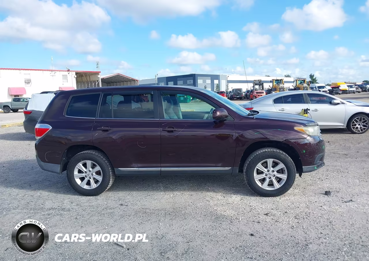 2011 Toyota Highlander Base V6 VIN:5TDZK3EH8BS041879 - 13