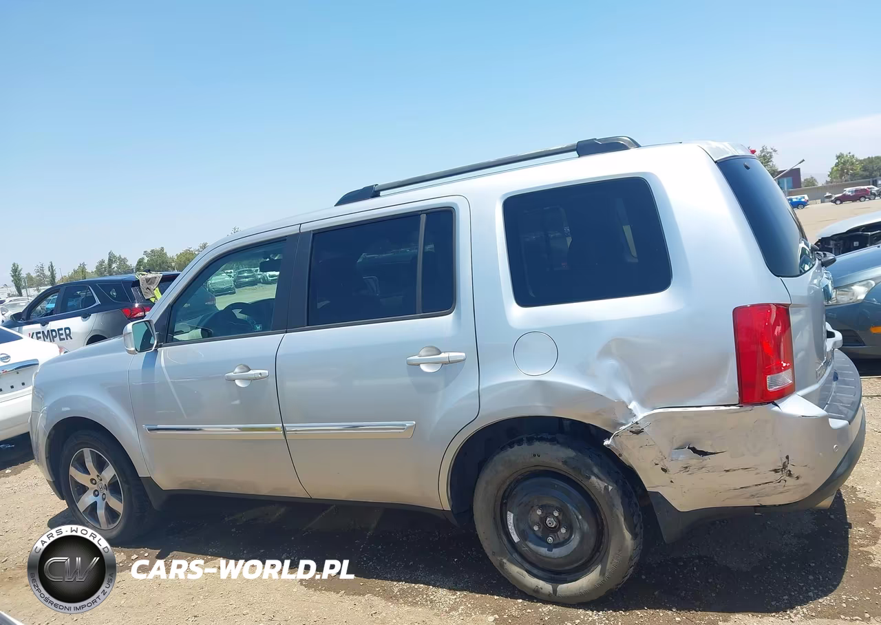 2012 Honda Pilot Touring VIN:5FNYF4H96CB054114 - 14