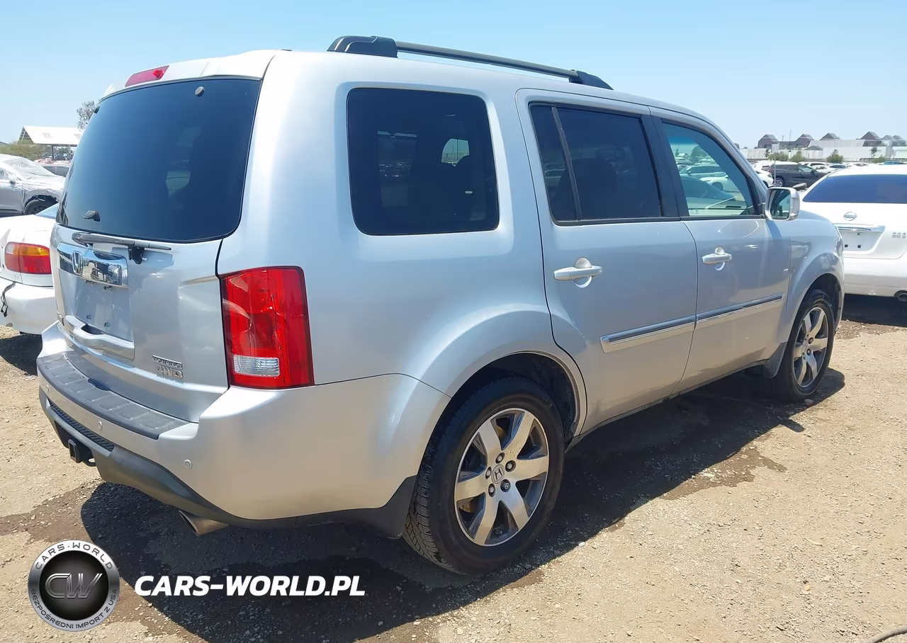 2012 Honda Pilot Touring VIN:5FNYF4H96CB054114 - 4