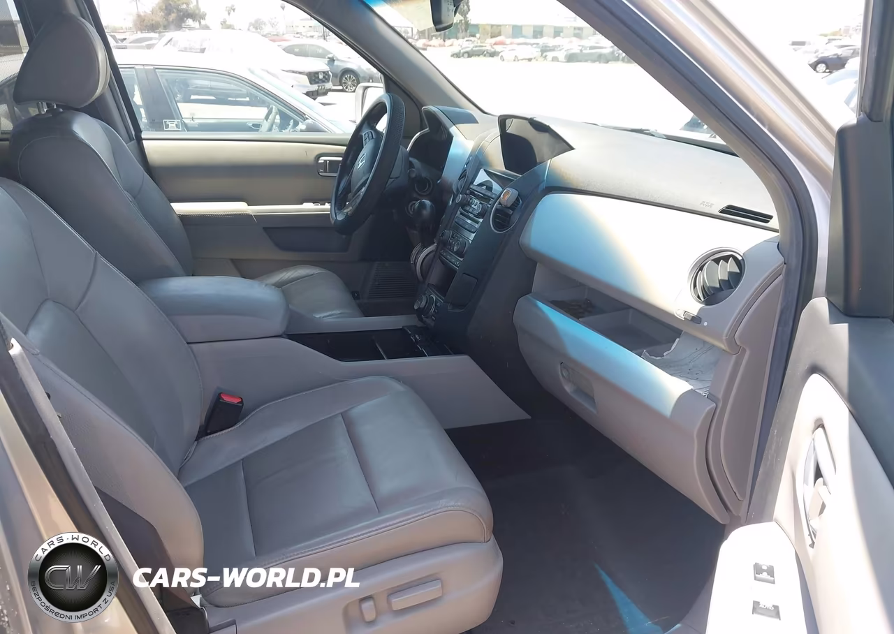 2012 Honda Pilot Touring VIN:5FNYF4H96CB054114 - 5