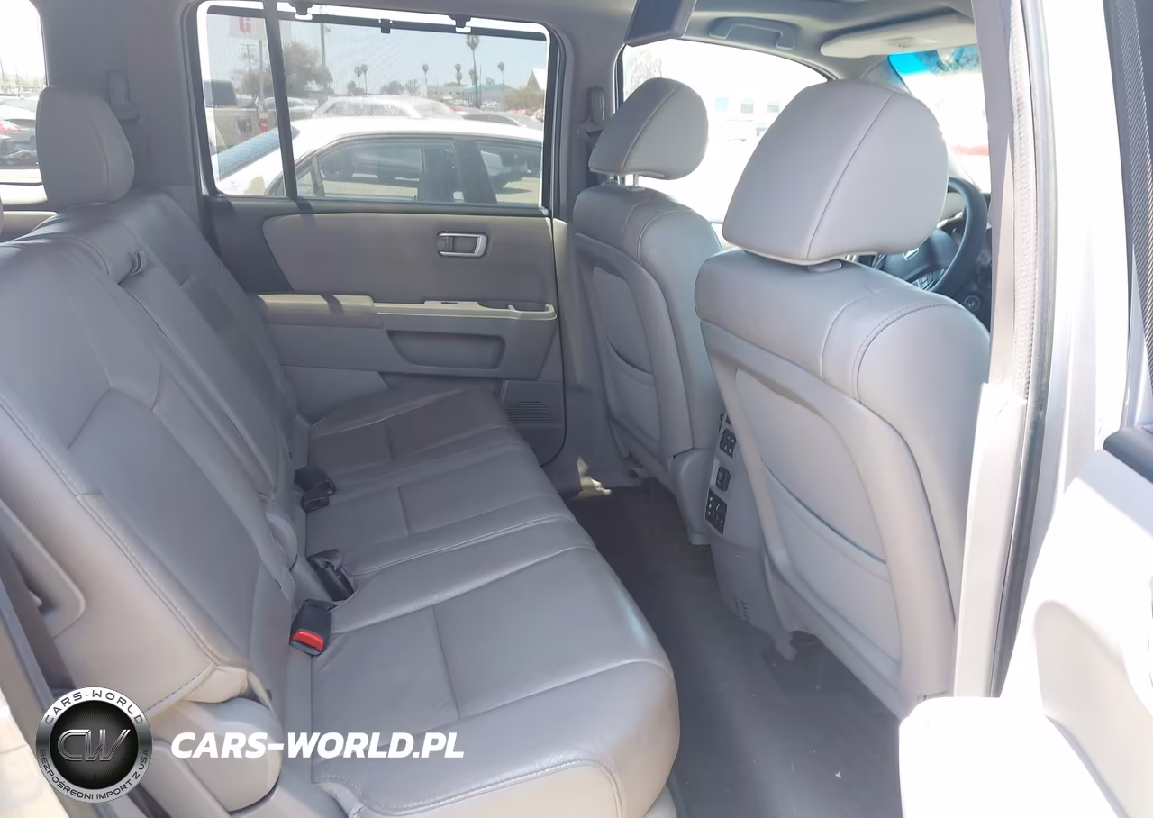 2012 Honda Pilot Touring VIN:5FNYF4H96CB054114 - 8