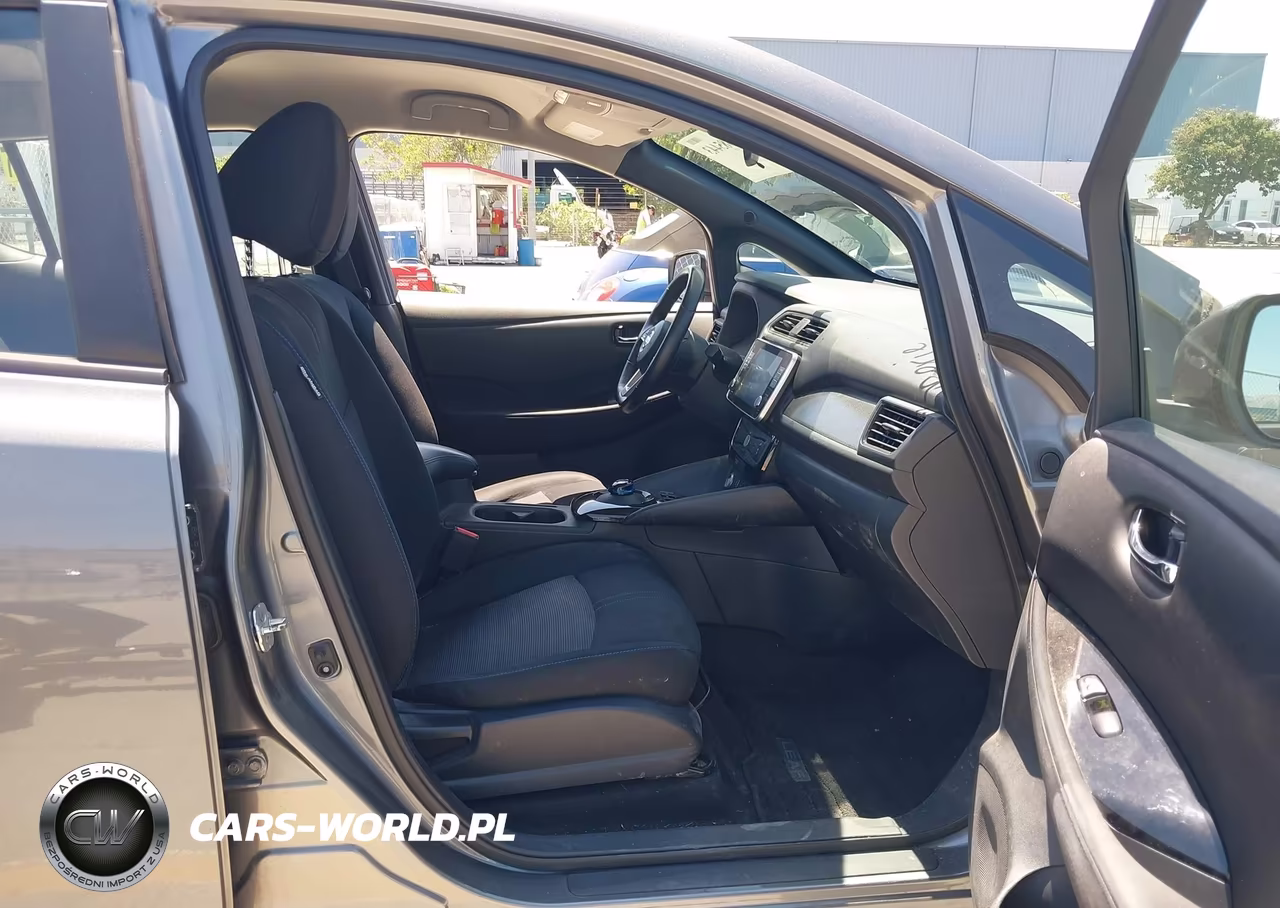 2019 Nissan Leaf Sv Plus VIN:1N4BZ1CP6KC309038 - 5