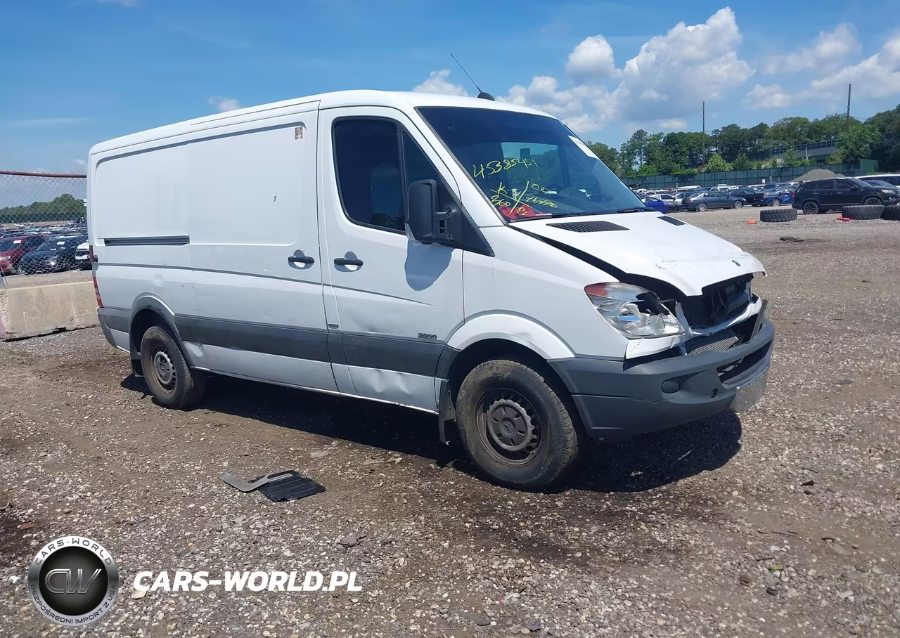 2011 Mercedes-Benz Sprinter 2500 Normal Roof