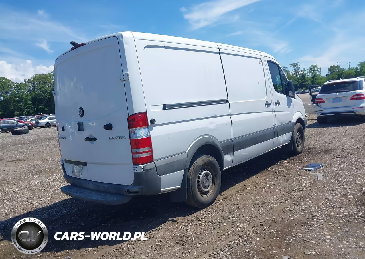 2011 Mercedes-Benz Sprinter 2500 Normal Roof VIN:WD3PE7CC0B5557490 - 2