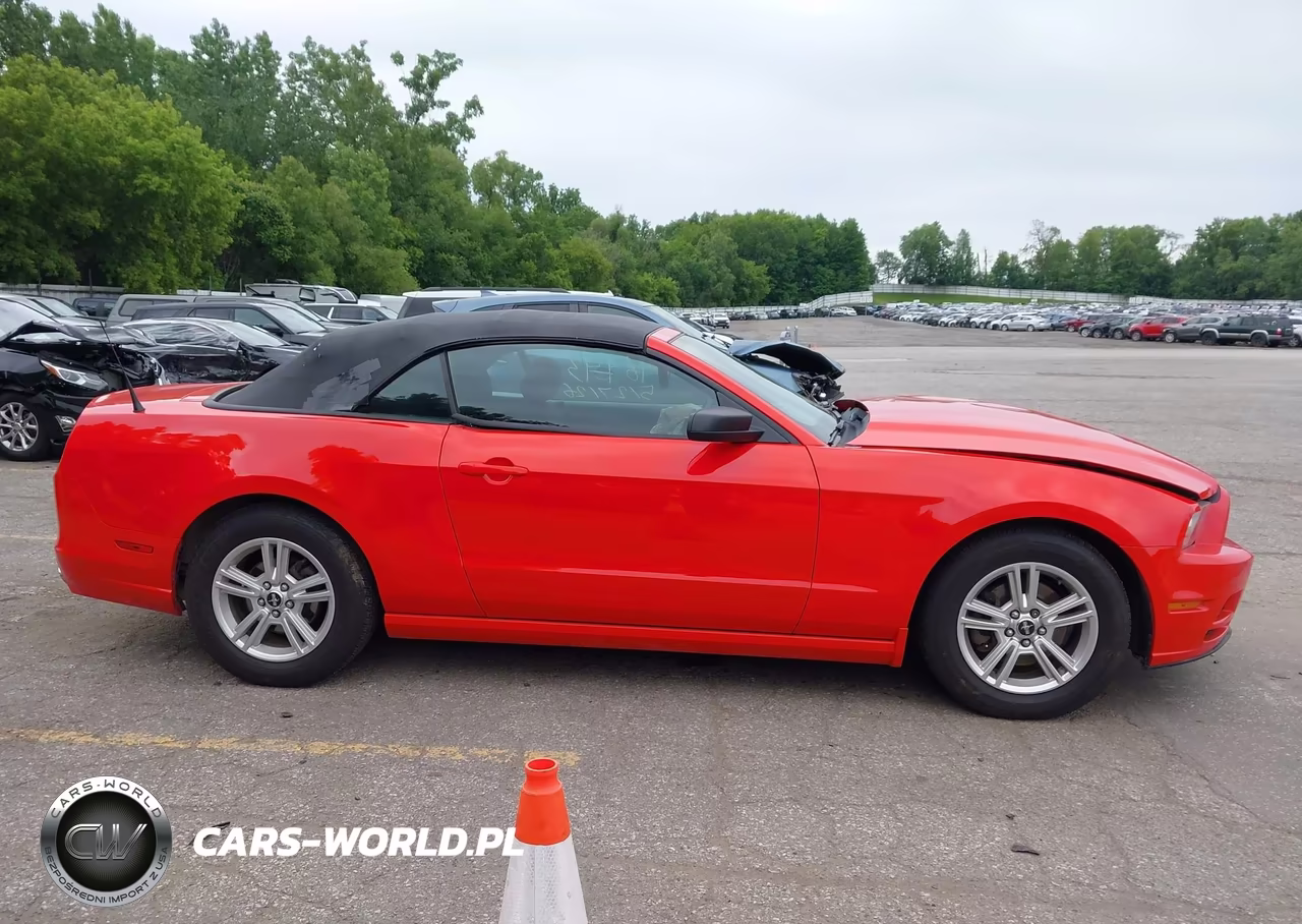 2013 Ford Mustang V6 VIN:1ZVBP8EMXD5219746 - 14