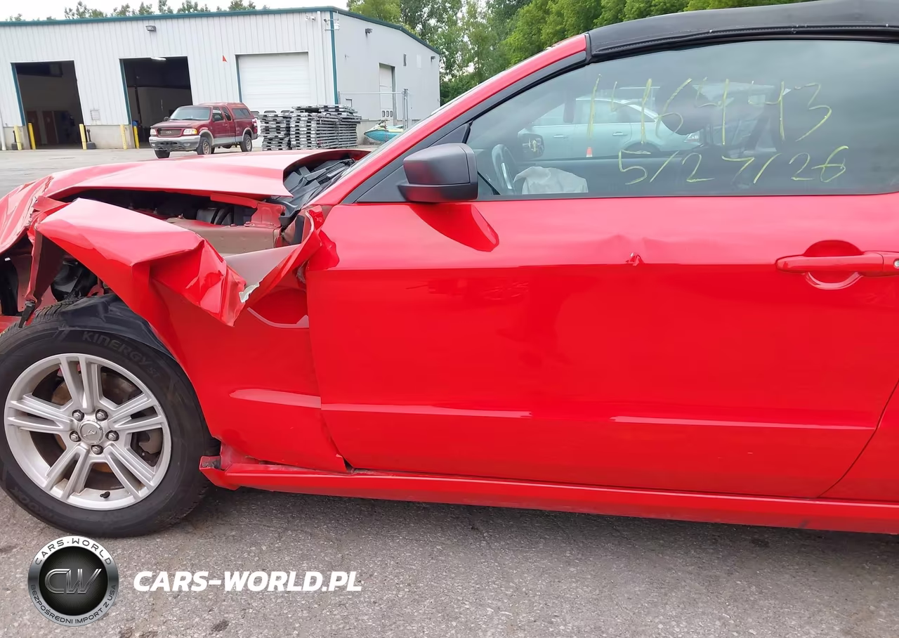2013 Ford Mustang V6 VIN:1ZVBP8EMXD5219746 - 18