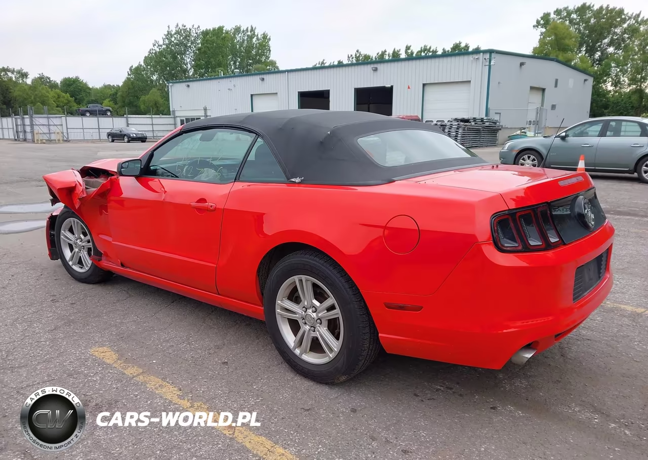 2013 Ford Mustang V6 VIN:1ZVBP8EMXD5219746 - 3