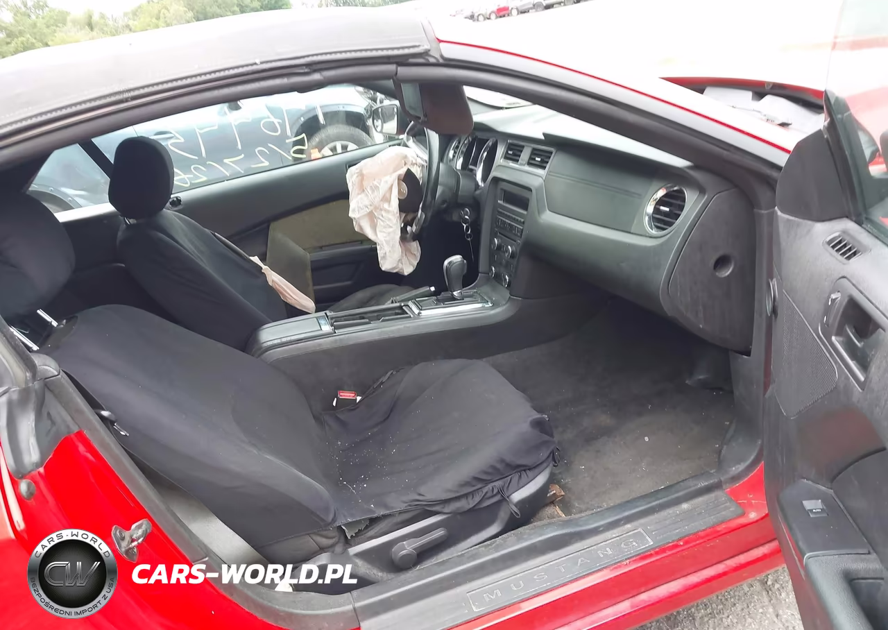 2013 Ford Mustang V6 VIN:1ZVBP8EMXD5219746 - 5