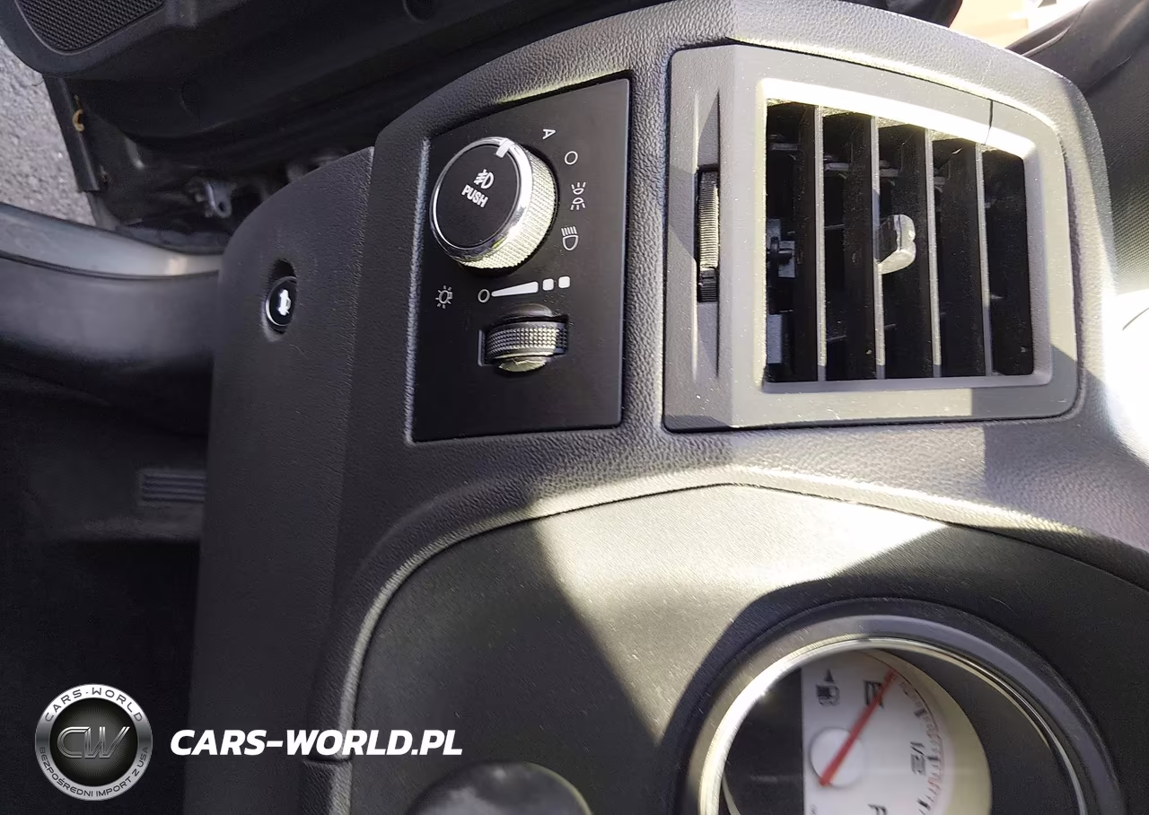 2012 Dodge Challenger Sxt VIN:2C3CDYAG2CH158372 - 6