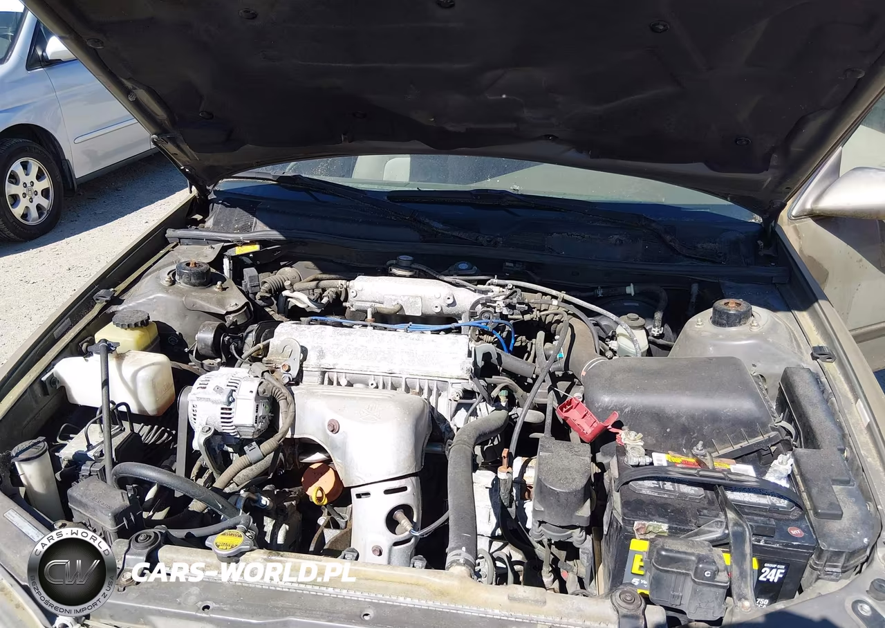 1999 Toyota Camry Le VIN:JT2BG22KXX0353623 - 10