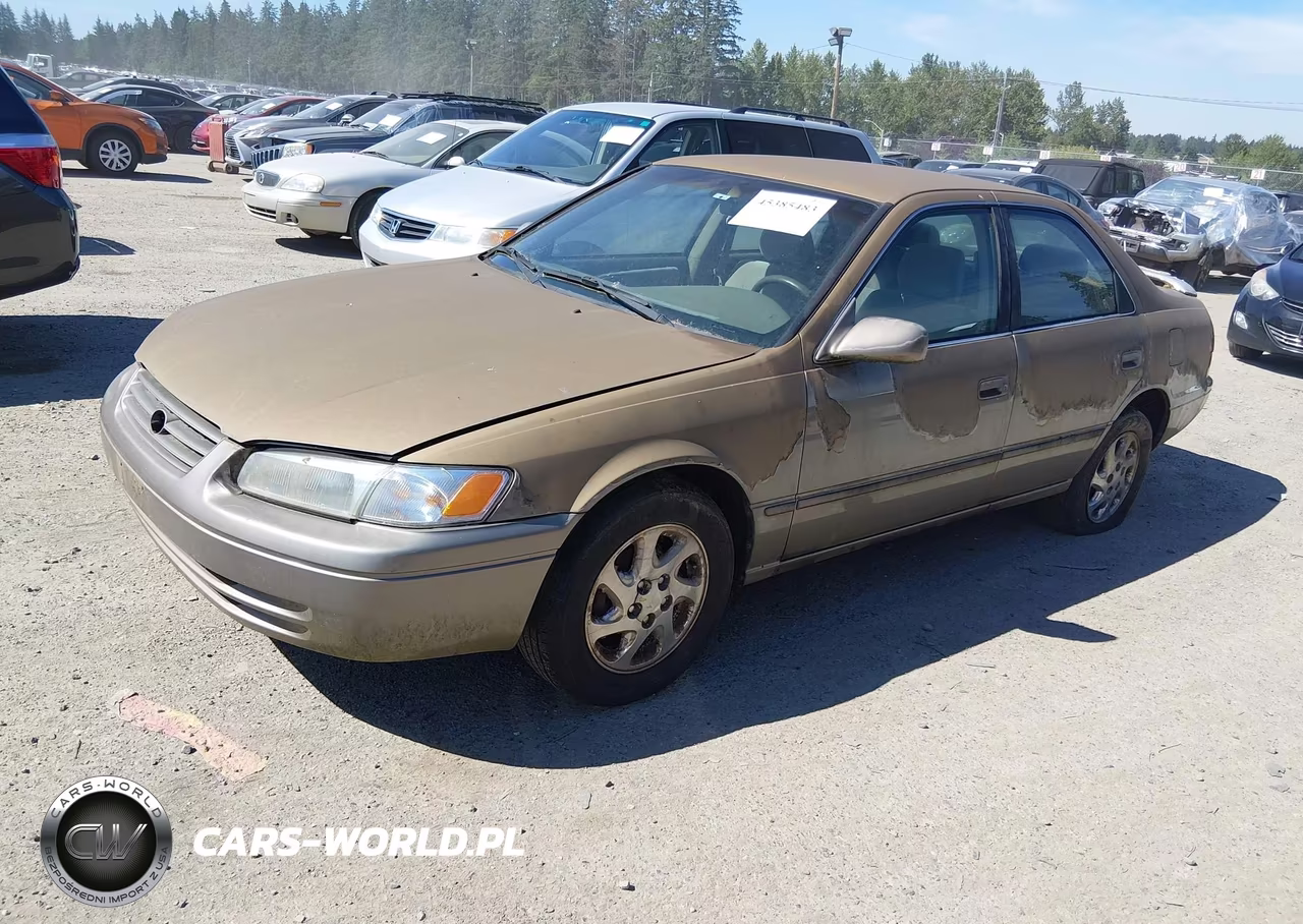 1999 Toyota Camry Le VIN:JT2BG22KXX0353623 - 2