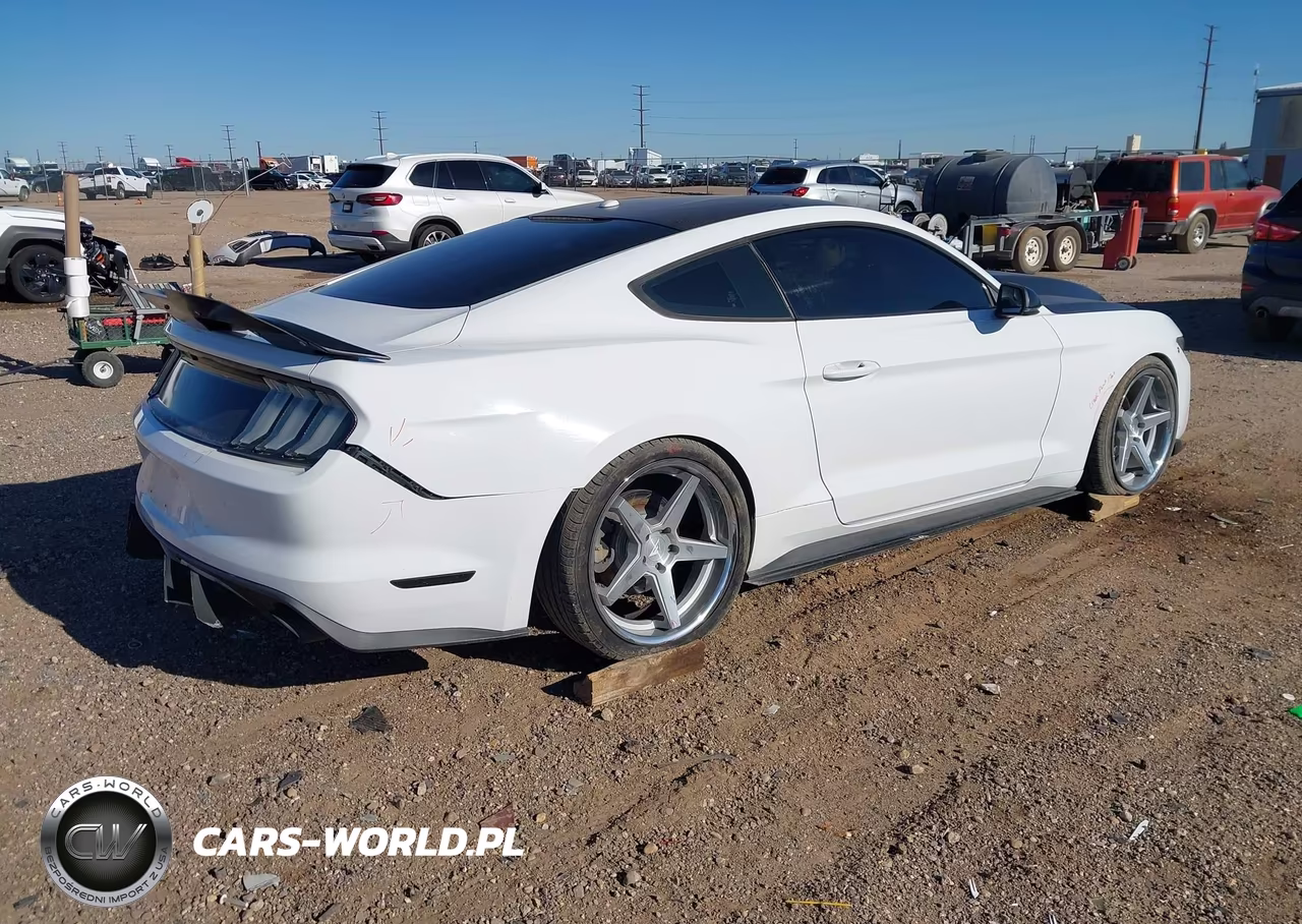 2015 Ford Mustang Ecoboost VIN:1FA6P8THXF5359766 - 4