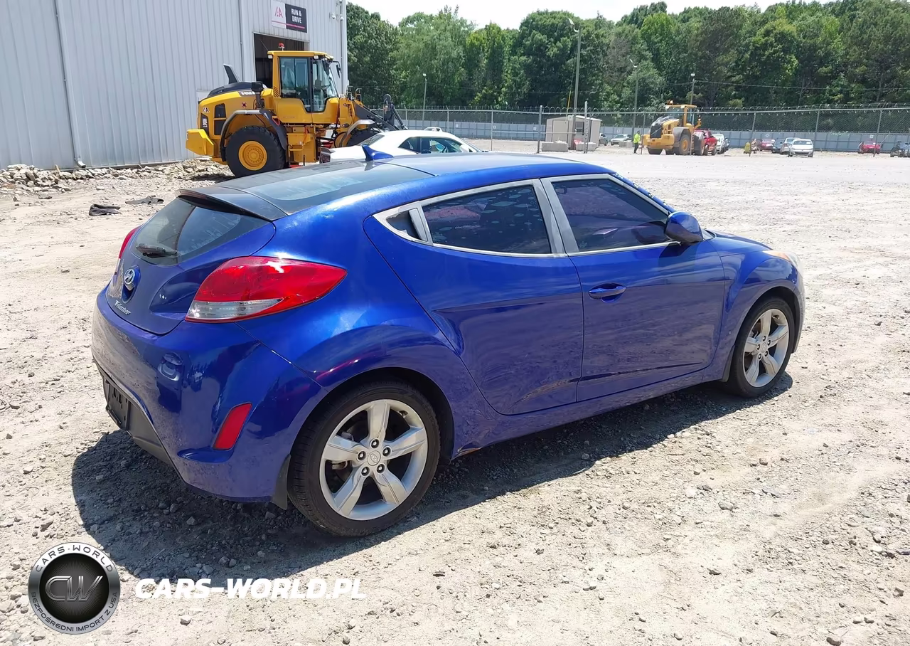 2012 Hyundai Veloster Base W-Black VIN:KMHTC6ADXCU020709 - 4