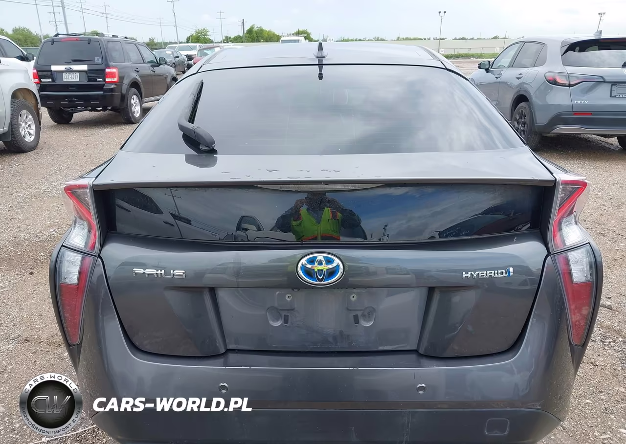 2017 Toyota Prius Four VIN:JTDKARFU5H3047779 - 16
