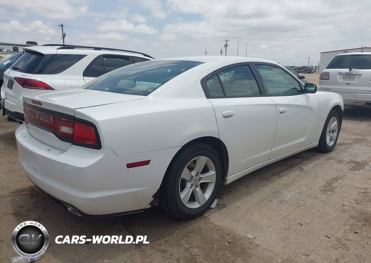 2012 Dodge Charger Se VIN:2C3CDXBGXCH295407 - 4