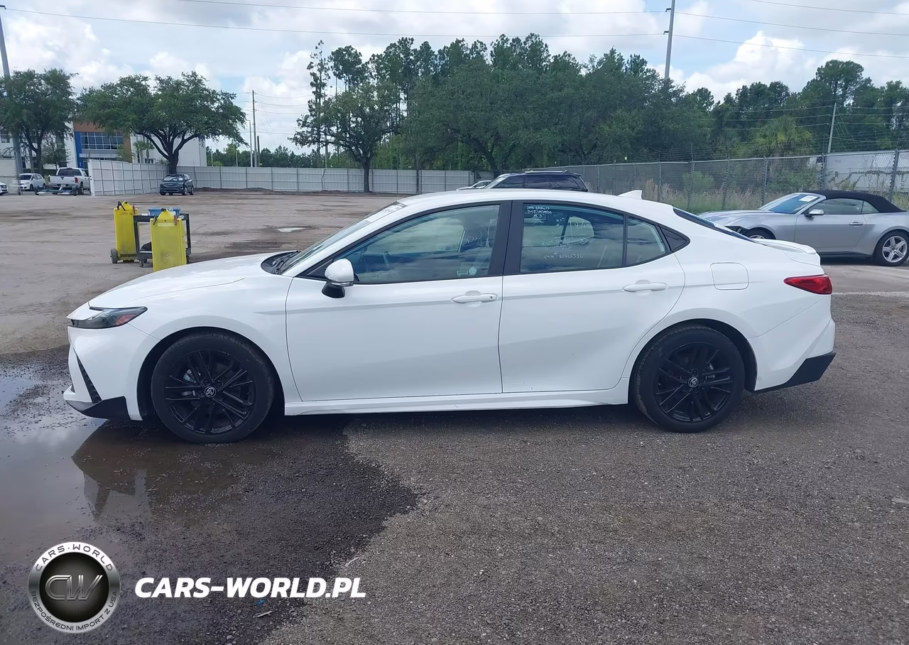 2025 Toyota Camry Se VIN:4T1DAACK2SU145159 - 14