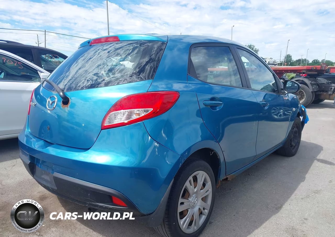 2012 Mazda Mazda2 Sport VIN:JM1DE1KY3C0151138 - 4
